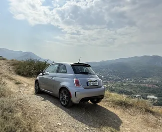 Motore Benzina da 1,4L di Fiat 500 2020 per il noleggio a Tbilisi.