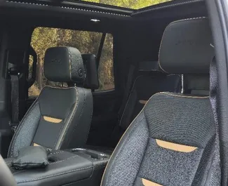 GMC Yukon 2023 con sistema A trazione integrale, disponibile a Dubai.