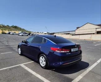 Kia Optima 2017 disponibile per il noleggio a Yerevan, con limite di chilometraggio di illimitato.