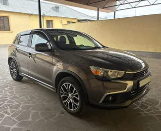 Motore Benzina da 2,4L di Mitsubishi Outlander Sport 2017 per il noleggio a Tbilisi.