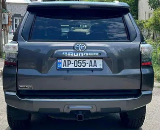 Noleggio Toyota 4 Runner. Auto Comfort, SUV per il noleggio in Georgia ✓ Cauzione di Senza deposito ✓ Opzioni assicurative RCT.