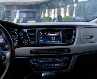 Motore Benzina da 3,3L di Kia Sedona 2017 per il noleggio a Tbilisi.