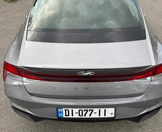 Hyundai Elantra 2023 disponibile per il noleggio a Tbilisi, con limite di chilometraggio di illimitato.