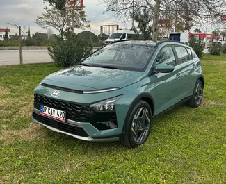 Motore Benzina da 1,5L di Hyundai Bayon 2025 per il noleggio all'aeroporto di Antalya.
