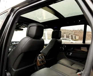 Motore Benzina da 4,8L di Land Rover Range Rover 2020 per il noleggio a Tbilisi.