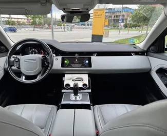Noleggio auto Land Rover Range Rover Evoque 2020 in Spagna, con carburante Ibrido e  cavalli di potenza ➤ A partire da 100 EUR al giorno.