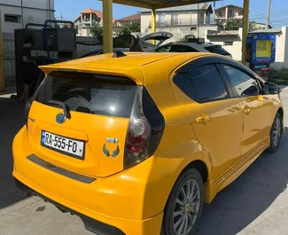 Noleggio Toyota Prius C. Auto Economica, Comfort per il noleggio in Georgia ✓ Cauzione di Senza deposito ✓ Opzioni assicurative RCT, FDW, Furto.