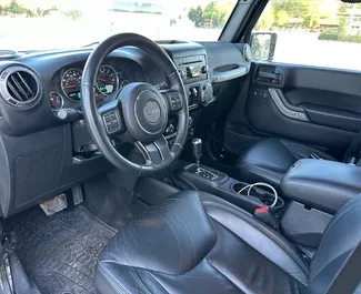 Noleggio Jeep Wrangler. Auto Comfort, SUV per il noleggio in Georgia ✓ Cauzione di Deposito di 500 GEL ✓ Opzioni assicurative RCT, CDW.