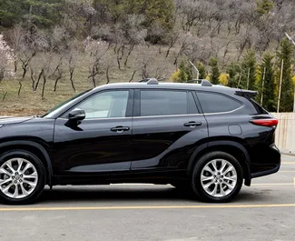 Noleggio auto Toyota Highlander Hybrid 2023 in Georgia, con carburante Benzina e 220 cavalli di potenza ➤ A partire da 280 GEL al giorno.