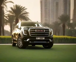 GMC Yukon 2025 disponibile per il noleggio a Dubai, con limite di chilometraggio di 250 km/giorno.