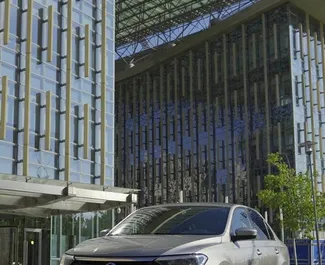 Vista frontale di un noleggio Volkswagen Polo Sedan ad Almaty, Kazakistan ✓ Auto #14737. ✓ Cambio Automatico TM ✓ 0 recensioni.