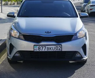 Vista frontale di un noleggio Kia Rio ad Almaty, Kazakistan ✓ Auto #14740. ✓ Cambio Automatico TM ✓ 0 recensioni.
