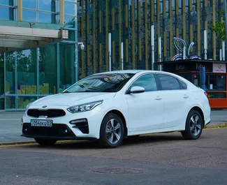 Vista frontale di un noleggio Kia Cerato ad Almaty, Kazakistan ✓ Auto #14741. ✓ Cambio Automatico TM ✓ 0 recensioni.