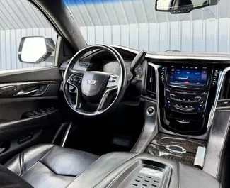 Cadillac Escalade 2019 con sistema A trazione integrale, disponibile a Tbilisi.