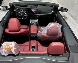 Motore Benzina da 2,5L di BMW 420i Cabrio 2025 per il noleggio a Dubai.