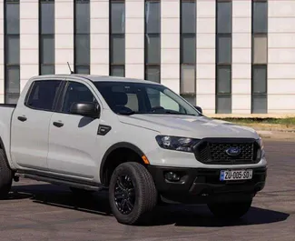 Motore Benzina da 2,3L di Ford Ranger 2022 per il noleggio a Tbilisi.