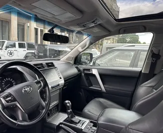 Motore Diesel da 4,0L di Toyota Land Cruiser Prado 2023 per il noleggio a Tbilisi.