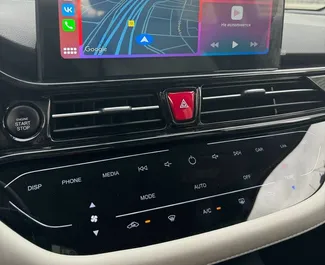 Noleggio JAC JS4. Auto Economica, Comfort, Crossover per il noleggio negli Emirati Arabi Uniti ✓ Cauzione di Senza deposito ✓ Opzioni assicurative RCT, SCDW, FDW, Passeggeri, Furto, Senza deposito.