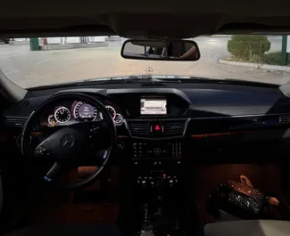 Motore Diesel da 3,5L di Mercedes-Benz E-Class 2012 per il noleggio a Tirana.