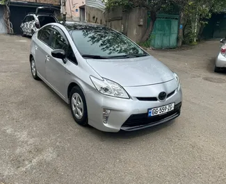Noleggio auto Toyota Prius 2015 in Georgia, con carburante Ibrido e 145 cavalli di potenza ➤ A partire da 180 GEL al giorno.