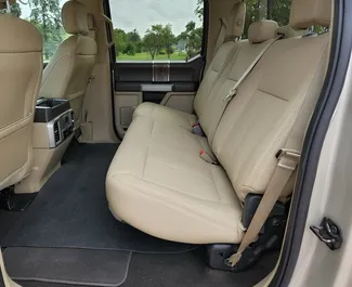 Ford F150 2020 con sistema A trazione integrale, disponibile a Minsk.