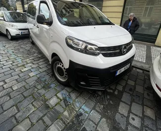 Noleggio auto Opel Vivaro #14954 Manuale a Praga, dotata di motore L ➤ Da Kateřina in Cechia.
