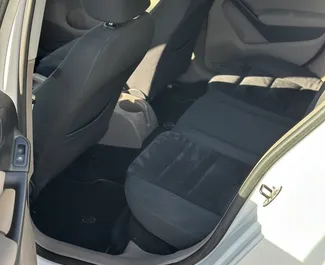 Noleggio auto Volkswagen Golf 6 2012 in Albania, con carburante Diesel e  cavalli di potenza ➤ A partire da 18 EUR al giorno.