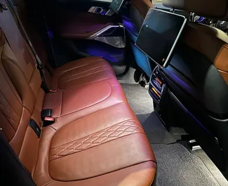 Motore Benzina da 4,4L di BMW X6 2023 per il noleggio a Dubai.