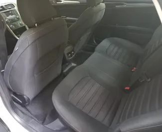 Noleggio Ford Fusion Sedan. Auto Comfort, Premium per il noleggio in Georgia ✓ Cauzione di Senza deposito ✓ Opzioni assicurative RCT, FDW, Furto.