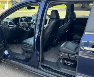 Motore Benzina da 3,5L di Honda Odyssey 2023 per il noleggio a Yerevan.