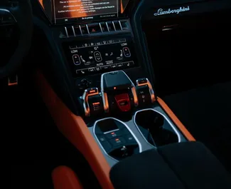 Noleggio Lamborghini Urus. Auto Premium, Lusso, Crossover per il noleggio in Georgia ✓ Cauzione di Deposito di 3000 GEL ✓ Opzioni assicurative RCT, CDW, FDW.