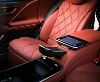 Noleggio Mercedes-Benz S-Class Maybach. Auto Premium, Lusso per il noleggio in Georgia ✓ Cauzione di Deposito di 3000 GEL ✓ Opzioni assicurative RCT, SCDW, FDW.
