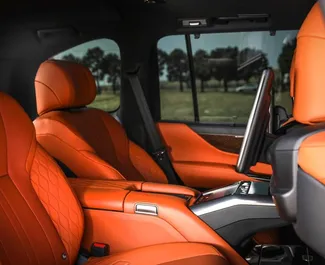 Motore Benzina da 3,5L di Lexus LX600 2023 per il noleggio a Tbilisi.