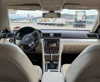 Motore Diesel da 1,8L di Volkswagen Passat 2015 per il noleggio a Tirana.