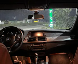 Noleggio BMW X6. Auto Premium, Crossover per il noleggio in Albania ✓ Cauzione di Deposito di 100 EUR ✓ Opzioni assicurative RCT, All'estero.