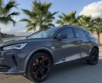 Vista frontale di un noleggio Cupra Formentor ad Alicante, Spagna ✓ Auto #14976. ✓ Cambio Automatico TM ✓ 0 recensioni.