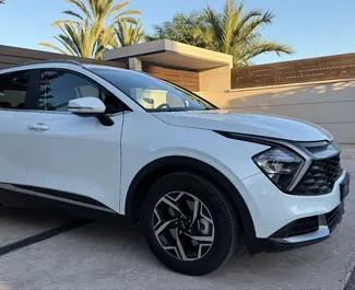 Noleggio Kia Sportage. Auto Economica, Comfort, Crossover per il noleggio in Spagna ✓ Cauzione di Deposito di 500 EUR ✓ Opzioni assicurative RCT.