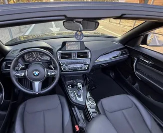Noleggio BMW 220d Cabrio. Auto Comfort, Premium, Cabrio per il noleggio in Spagna ✓ Cauzione di Deposito di 1000 EUR ✓ Opzioni assicurative RCT.