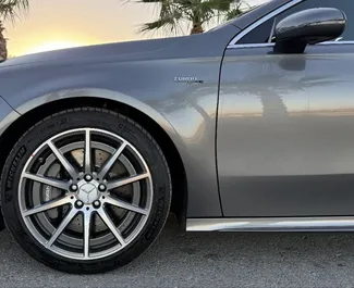 Motore Benzina da 2,0L di Mercedes-Benz A45-S 2022 per il noleggio ad Alicante.