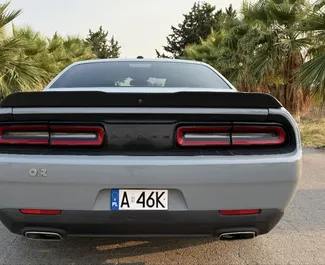 Noleggio auto Dodge Challenger 2020 in Spagna, con carburante Benzina e 305 cavalli di potenza ➤ A partire da 100 EUR al giorno.
