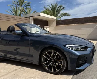 Vista frontale di un noleggio BMW 420d Cabrio ad Alicante, Spagna ✓ Auto #14988. ✓ Cambio Automatico TM ✓ 0 recensioni.