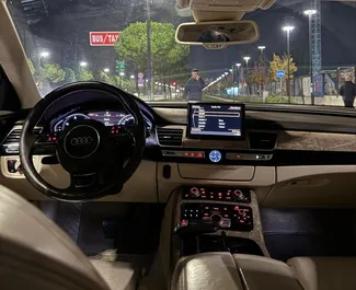 Motore Diesel da 4,2L di Audi A8 L 2012 per il noleggio a Tirana.