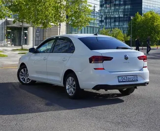 Noleggio Volkswagen Polo Sedan. Auto Economica per il noleggio in Kazakistan ✓ Cauzione di Senza deposito ✓ Opzioni assicurative RCT, Senza deposito.