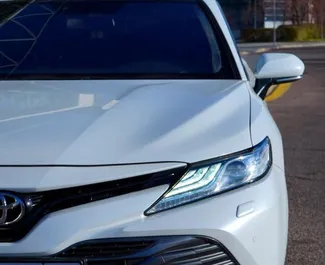 Noleggio auto Toyota Camry 2018 in Kazakistan, con carburante Benzina e 181 cavalli di potenza ➤ A partire da 32000 KZT al giorno.