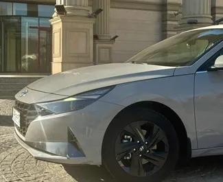 Motore Benzina da 1,6L di Hyundai Elantra 2022 per il noleggio ad Almaty.