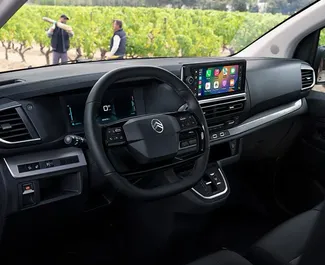 Vista frontale di un noleggio Citroen Space Tourer ad Antalya, Turchia ✓ Auto #15129. ✓ Cambio Automatico TM ✓ 0 recensioni.