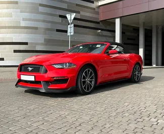 Noleggio auto Ford Mustang Cabrio #15042 Automatico a Minsk, dotata di motore 2,3L ➤ Da Dmitry in Bielorussia.