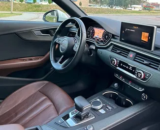 Motore Benzina da 2,0L di Audi A4 2018 per il noleggio a Minsk.