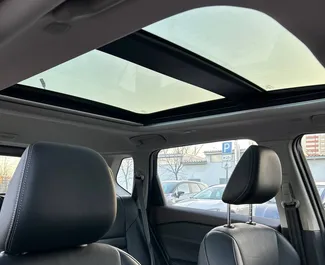 Noleggio auto Nissan X-Trail 2023 in Bielorussia, con carburante Ibrido e 340 cavalli di potenza ➤ A partire da 81 USD al giorno.