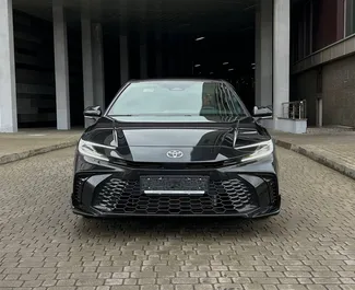 Noleggio auto Toyota Camry 2024 in Bielorussia, con carburante Benzina e 173 cavalli di potenza ➤ A partire da 92 USD al giorno.